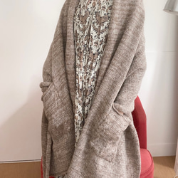 手編み機による Lora Baby Alpaca Extra Shawl 5枚目の画像