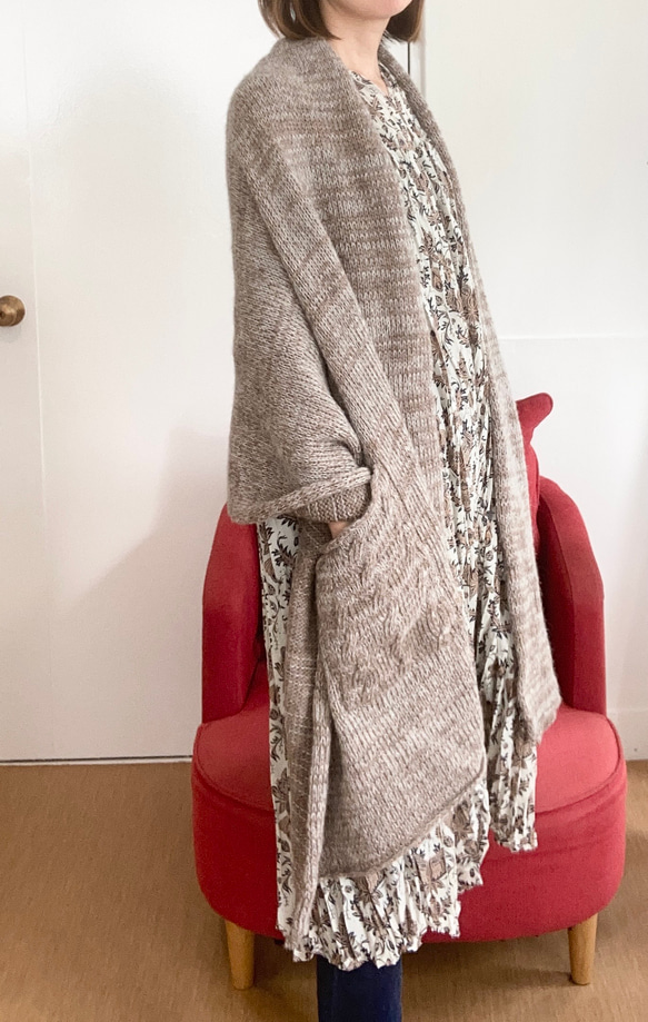 手編み機による Lora Baby Alpaca Extra Shawl 6枚目の画像