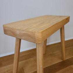【1点のみ】幅50センチスツール　椅子　サイドテーブル　八角脚　タモ　木製　ベンチ　サイドテーブル　花台　自然　天然　 7枚目の画像