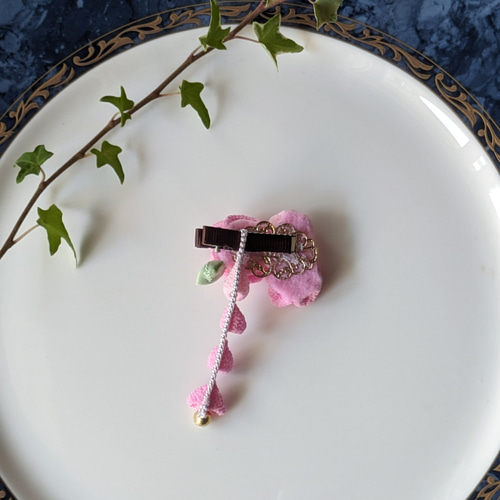 つまみ細工髪飾りベビークリップ、ミニヘアクリップ［作品No172  