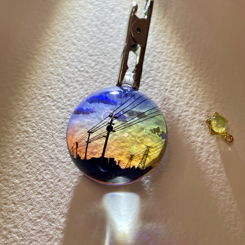 Cherry 情景レジン　キーホルダー　ネックレス 受注制作/M size】情景レジン-あの日見た夕陽 ペンダントトップ Annie