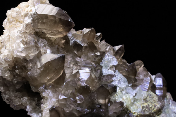 強蛍光美 ☆稀な共生石☆彡 81g ハイアライトオパール スモーキー