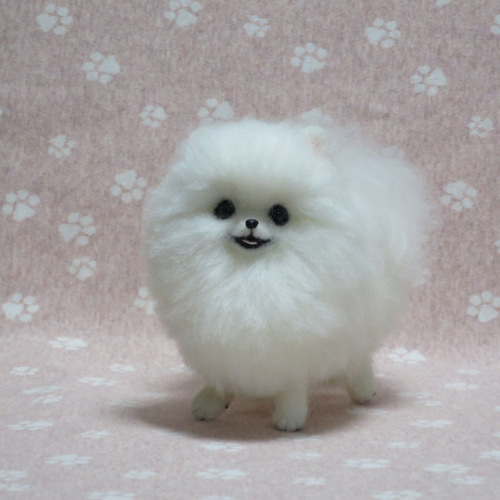 羊毛フェルト 犬 ポメラニアン 白 ホワイト 置物 羊毛フェルト Pomemal