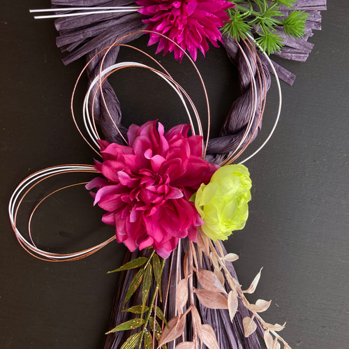 数量限定【お正月】ダリアとマムのタッセル型しめ縄リース わ