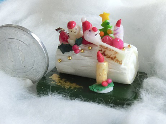 クリスマスケーキ・ホワイトブッシュド・ノエル 6枚目の画像