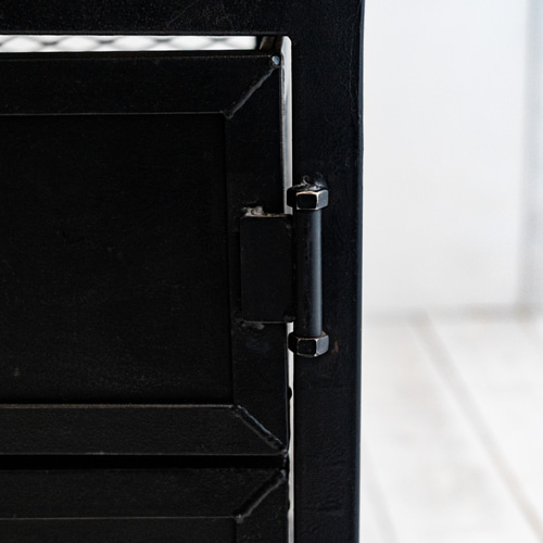 Old oak & Iron cabinet QUBE アイアン家具 家具 アイアンシェルフ