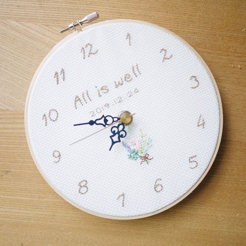 フラワーブーケ 刺繍時計 オーダーメイド 掛け時計・置き時計