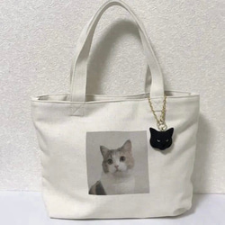 羊毛フェルト 猫バッグチャーム 白猫 金眼 6枚目の画像