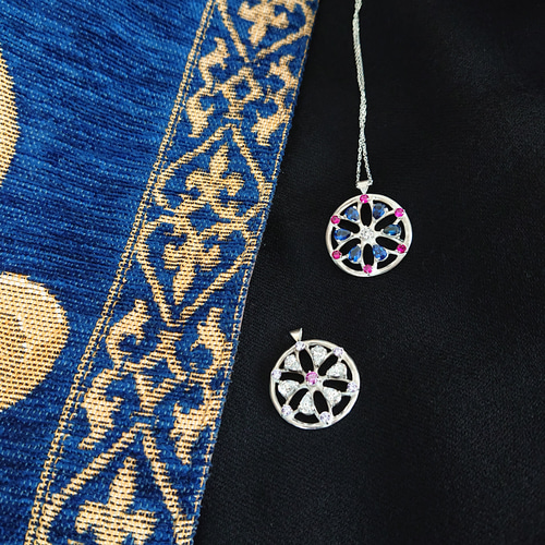 Les vitrauxシリーズ ゴシック サントシャペル ペンダントトップ