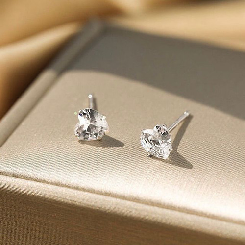 069Fb【8mm】ピアス　煌めく一粒ダイヤ　高級感　CZ　S925　シルバー 069Fb【8mm】ピアス 煌めく一粒ダイヤ 高級感 CZ S925 シルバー