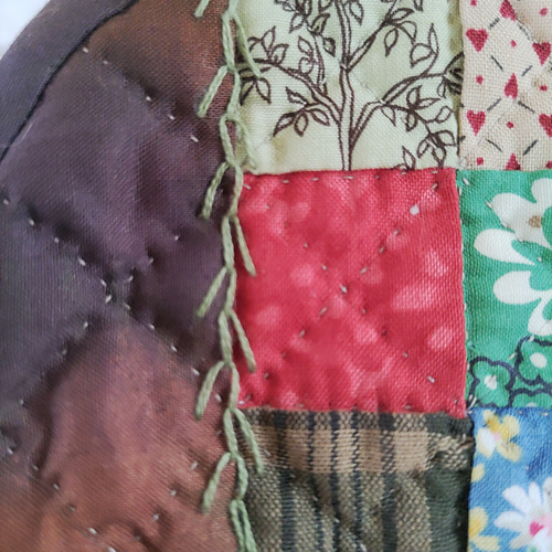 パッチワークキルトのポーチ（正方形ブロック） ポーチ はなりん 通販