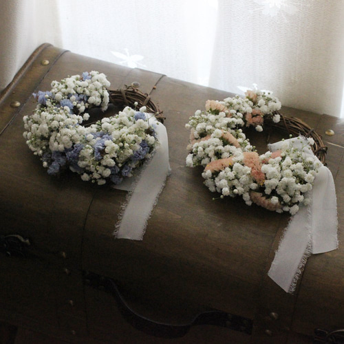 かすみそうとアプリコットスターチスのリース ドライフラワー petit