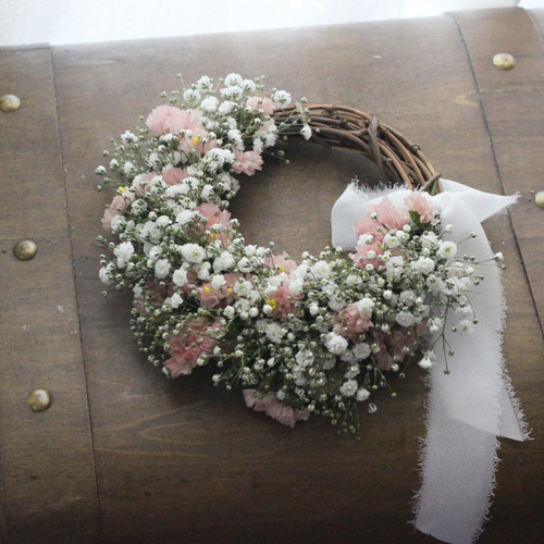 かすみそうとアプリコットスターチスのリース ドライフラワー petit