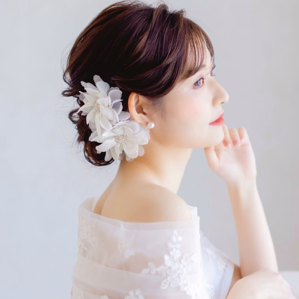 MA182  白花ヘッドドレス ファブリックフラワー　和装ヘッドドレス　お花ヘッドパー 結婚式 花嫁　 3枚目の画像