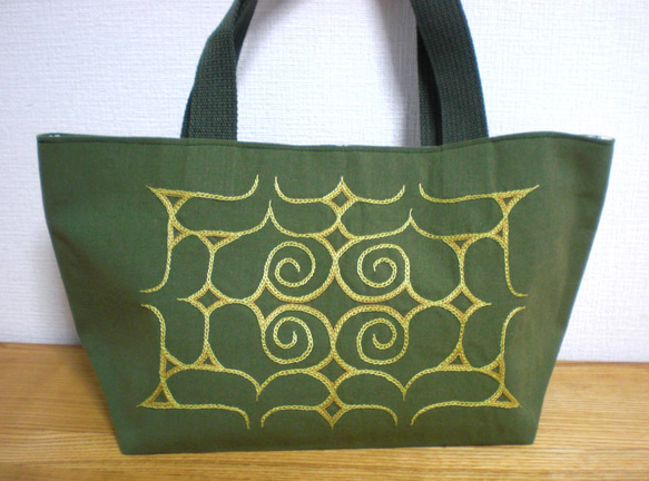 名作 アイヌ文様刺繍】トートバッグ・小型 オリーブグリーン トート ハンドバッグ