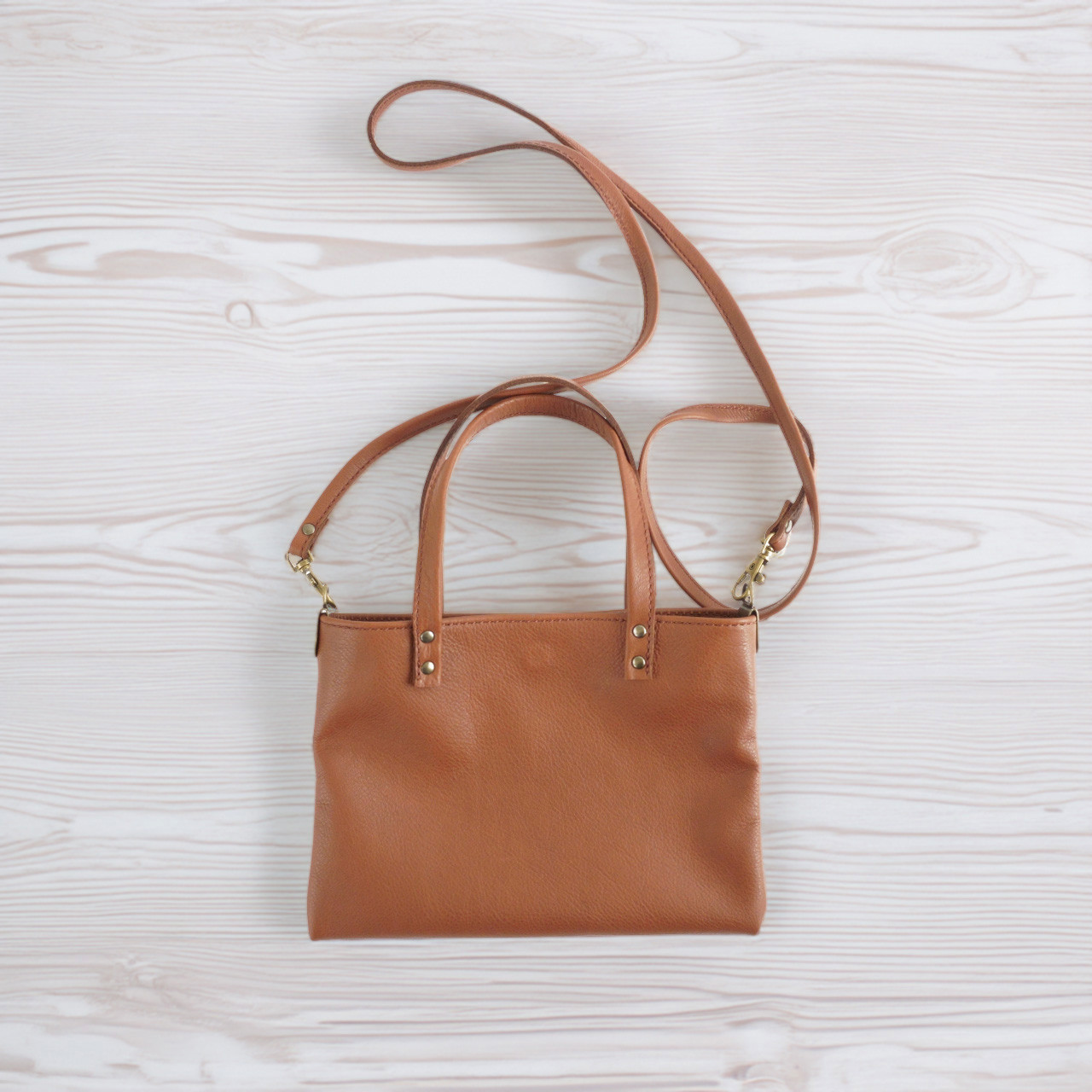 A5サイズ 2way 1点物の肌当たり優しいサコッシュ - 普段使いや旅行に最適！