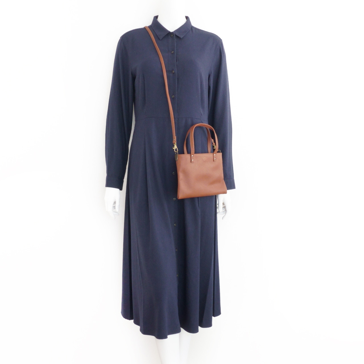 A5サイズ 2way 1点物の肌当たり優しいサコッシュ - 普段使いや旅行に最適！