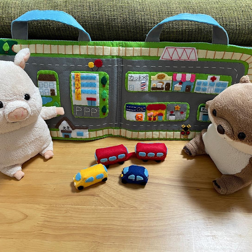 フェルトプレイバッグ⭐︎ 車と電車のおまけ付き※ぬいぐるみはつきませ