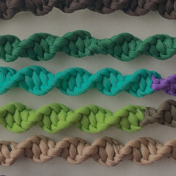 新作！ねじり編みストラップ　ネジネジ　カラーカスタム自由　ねじり編み　スマホショルダー　スマホストラップ　パラコード　 11枚目の画像