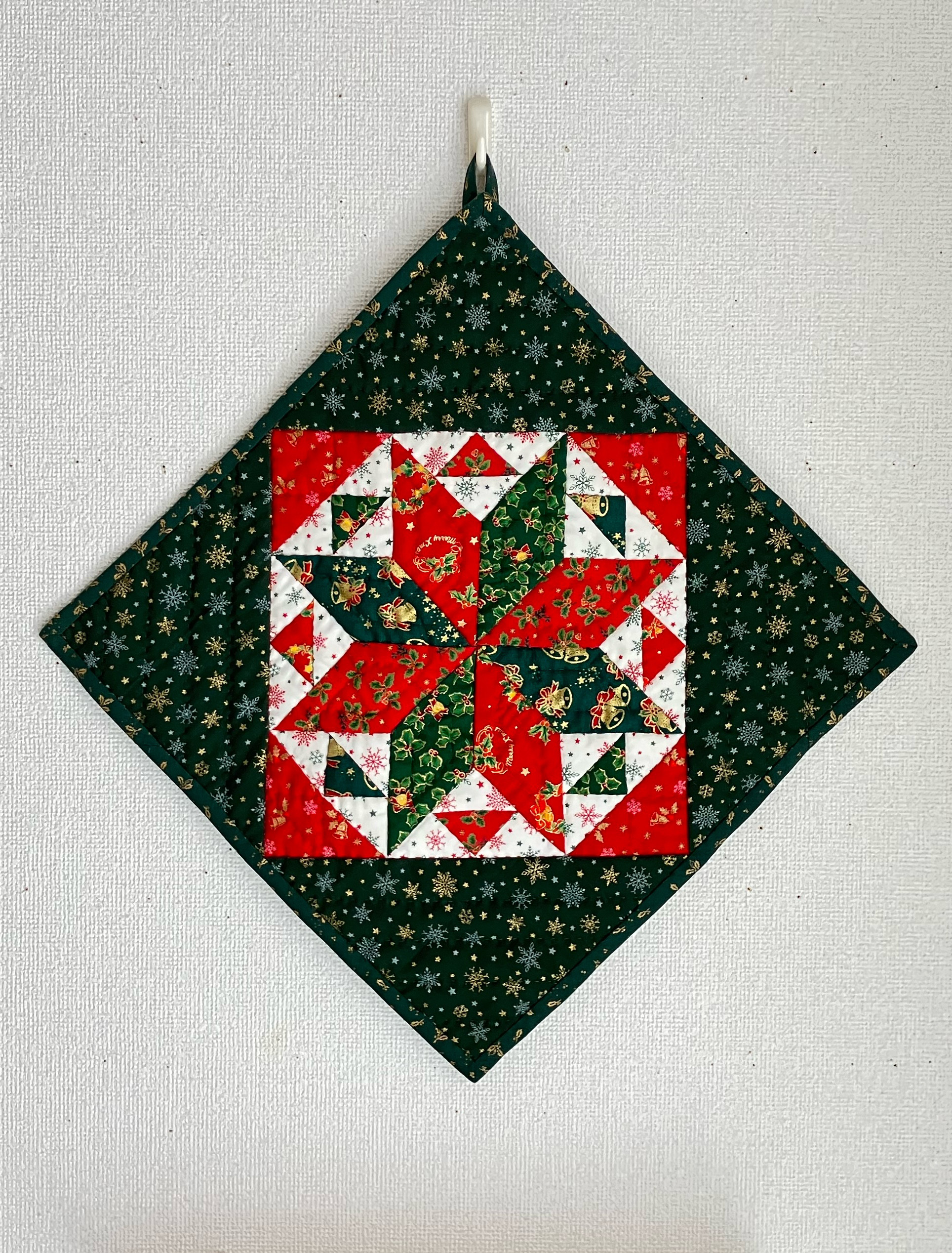 パッチワーク　タペストリー　クリスマス　ノエル　ハンドメイド パッチワーク タペストリー クリスマス ノエル ハンドメイド