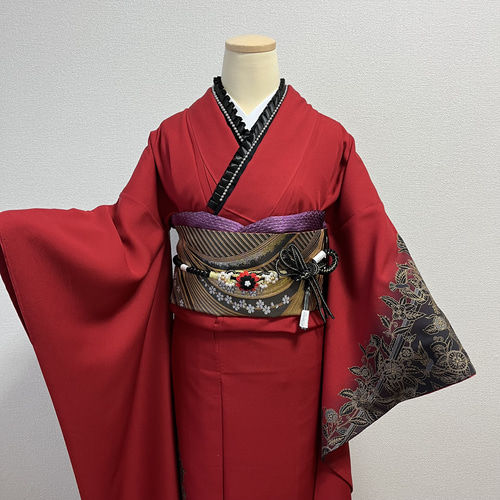 成人式 振袖セット モデル着用 赤 6点セット 重ね衿黒パールビーズ