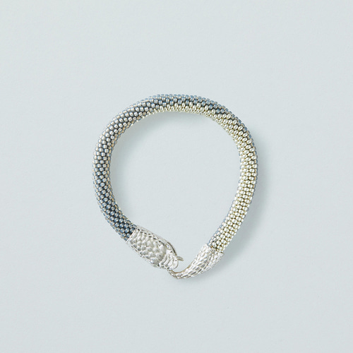 受注生産】EWIGKEIT〜永遠〜蛇のブレスレットNo.20 シルバー×グレー