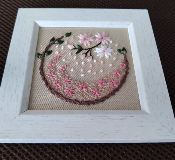 春のリース　刺繡フレーム　桜 4枚目の画像