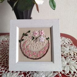 春のリース　刺繡フレーム　桜 1枚目の画像