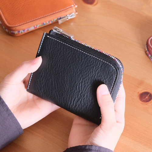 虹色L字ファスナーミニ財布 ブラック/カラフル コンパクト&大容量 二