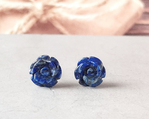 マザーオブパールの花ピアス ラピスラズリ d9cbe28e1e548f633e8702afee1ca6