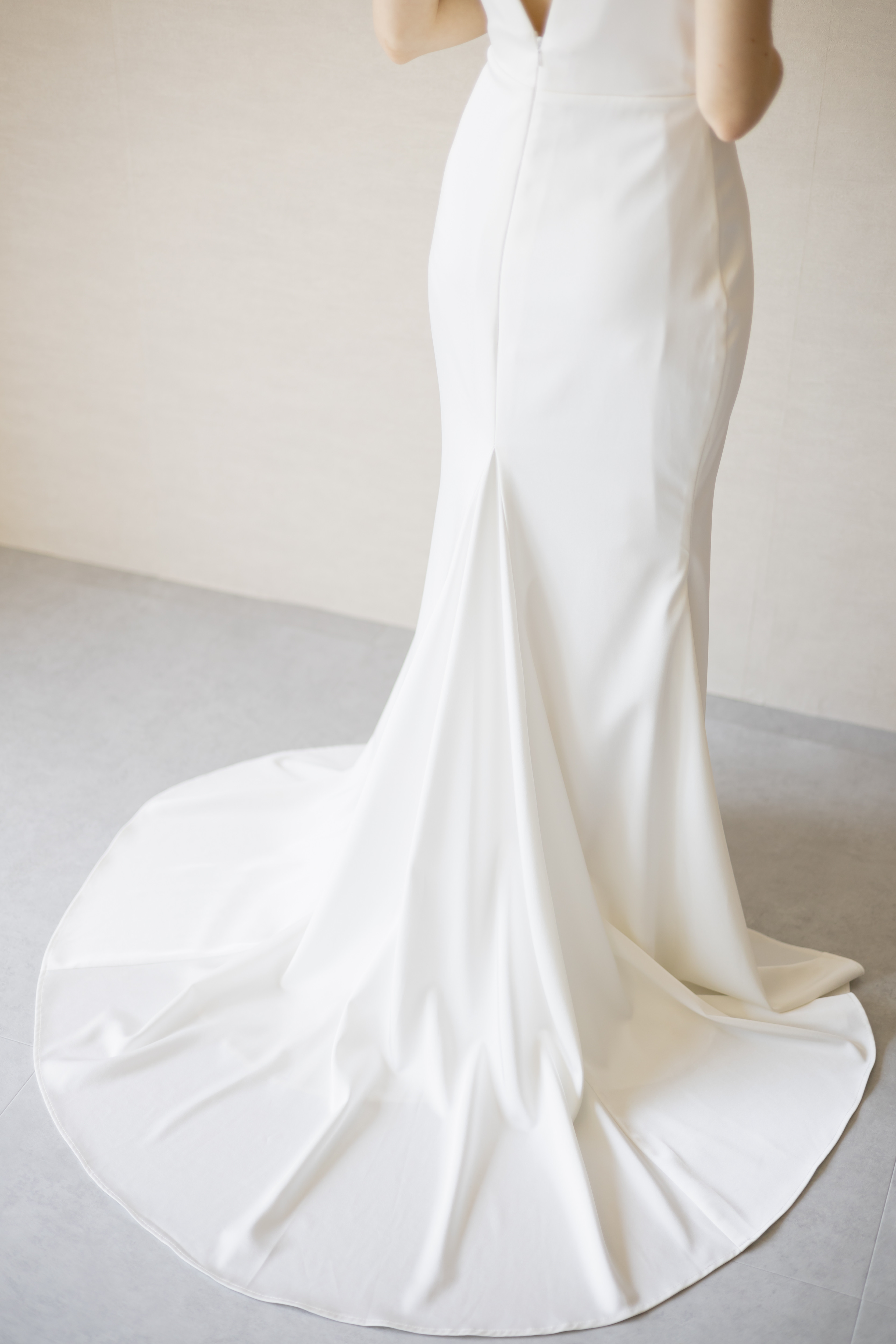 セミオーダー！背中編み上げ調節可能♡ふんわりAラインドレス