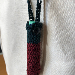 オリンパス５刺繍糸で編んだリップクリームホルダー•３色 5枚目の画像