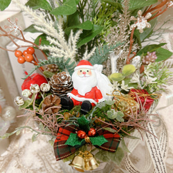 【送料無料】〜よっこらしょ♪森に到着♡サンタさん〜造花アレンジメント　フェイクグリーン　クリスマスインテリア　置物 2枚目の画像