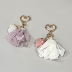 固まるハーバリウム〜ハート型♡カプセル キーホルダー２個セット⑥ 固まるハーバリウム〜ハート型♡カプセル キーホルダー2個セット⑥ 鍵