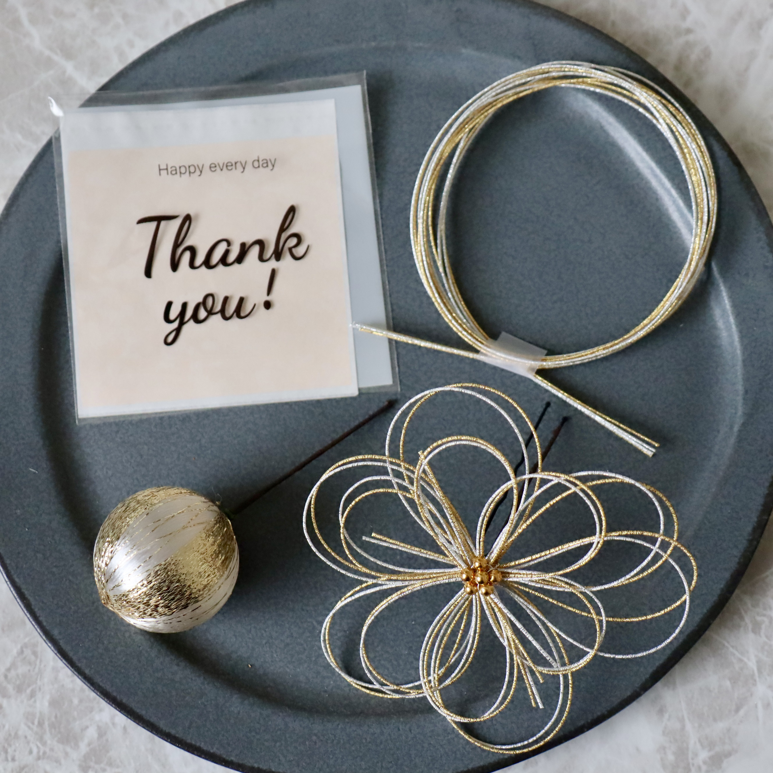 水引の花髪飾り　成人式　髪飾り　プリザーブドフラワー　ナチュラル　成人式髪飾り