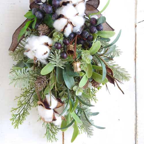 コニファーとコットンフラワーのグリーンスワッグ　クリスマススワッグ コニファーとコットンフラワーのグリーンスワッグ クリスマススワッグ