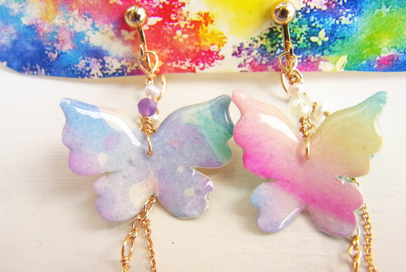 【虹を待つ花の蝶】Sサイズ　パールとチェーン　ピアス/イヤリング 4枚目の画像