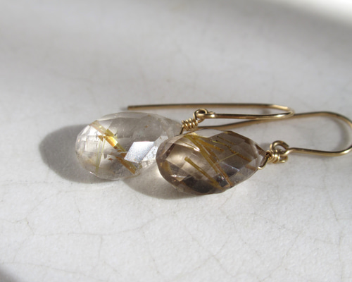 選べる】ゴールドルチルクォーツ ペアシェイプカット ***（14Kgf