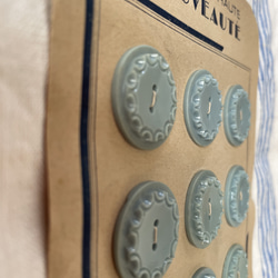 【フランス vintage 1930’s ボタン】 ☆ エッグシェルブルー ☆フランス製ヴィンテージボタン 3枚目の画像
