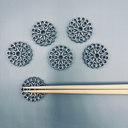 錫製 koichiro's花留め -箸置き- 箸・箸置き NAKAGO 通販 16913016