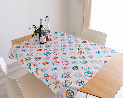 野山花合飛雙六 京ごふく ゑり善 風呂敷 壁掛け テーブルクロス 絹100