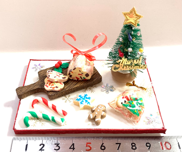 ❣️在庫処分SALE更に値引き❣️☆ミニチュア　ハッピークリスマス　2000円→1000円 2枚目の画像