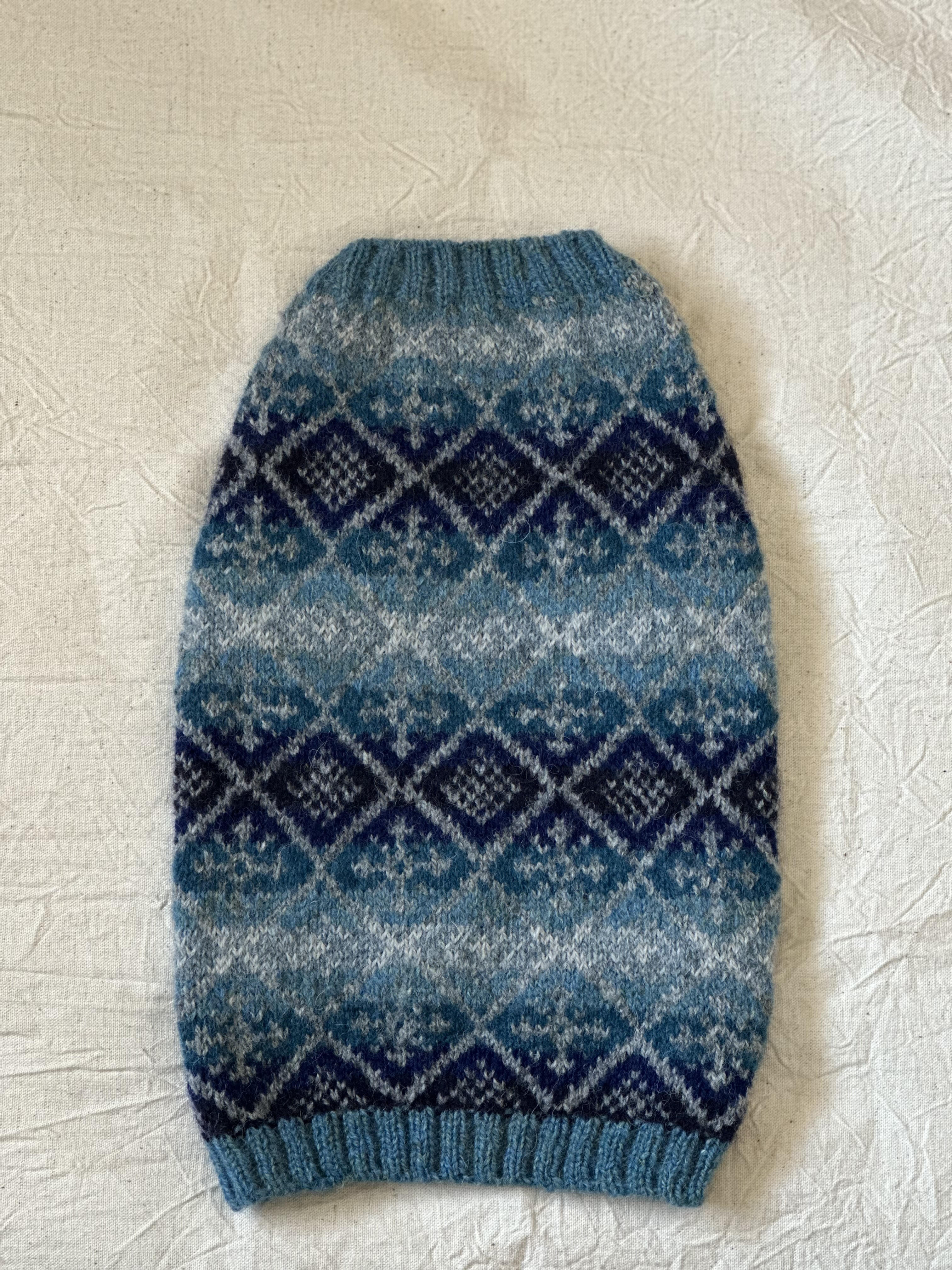 ★犬服♪引き的フェアアイルセーター　一点物！カラフルなウール100％手編みセーター　小型犬⑨