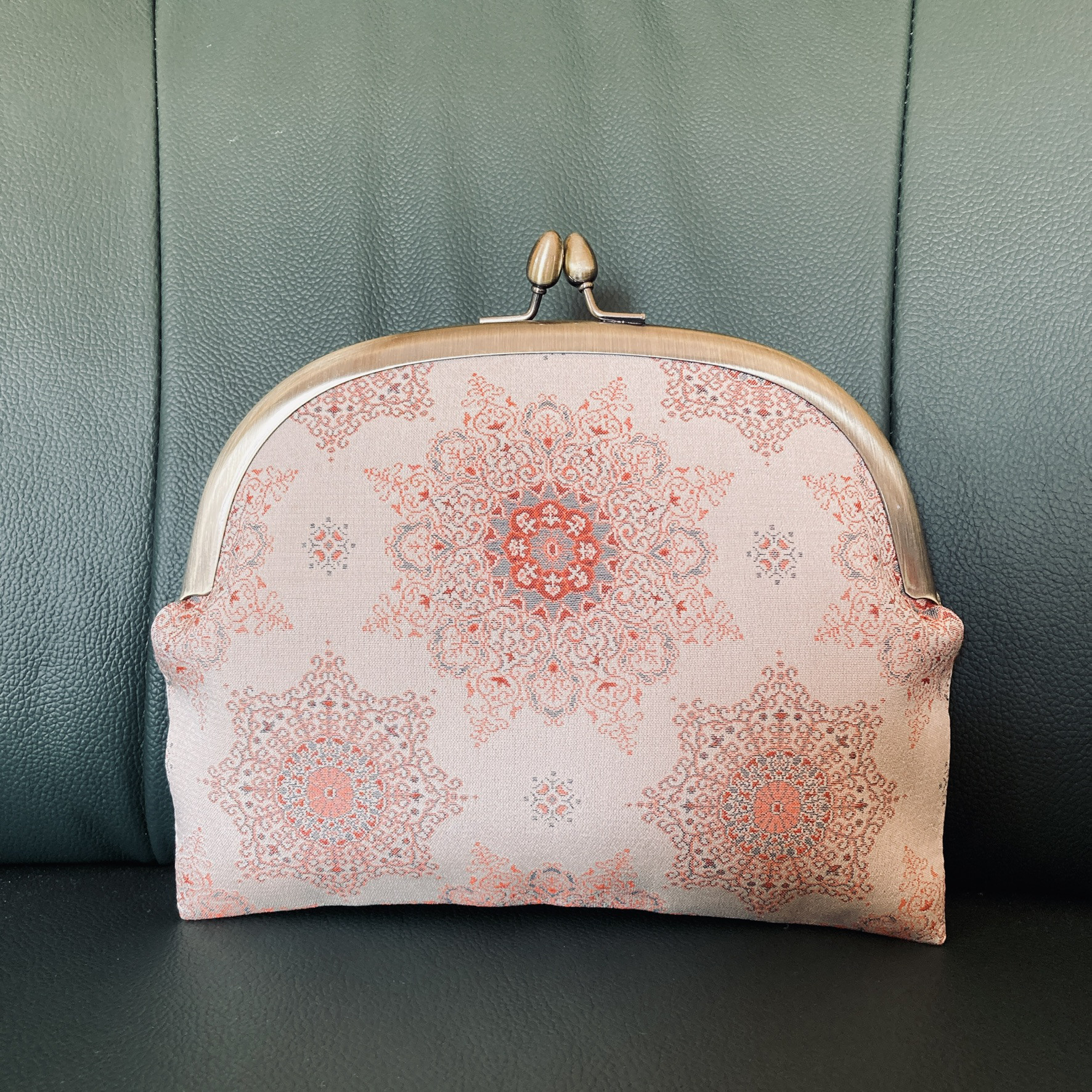 和装　2wayクラッチバッグ　グレージュ曼荼羅