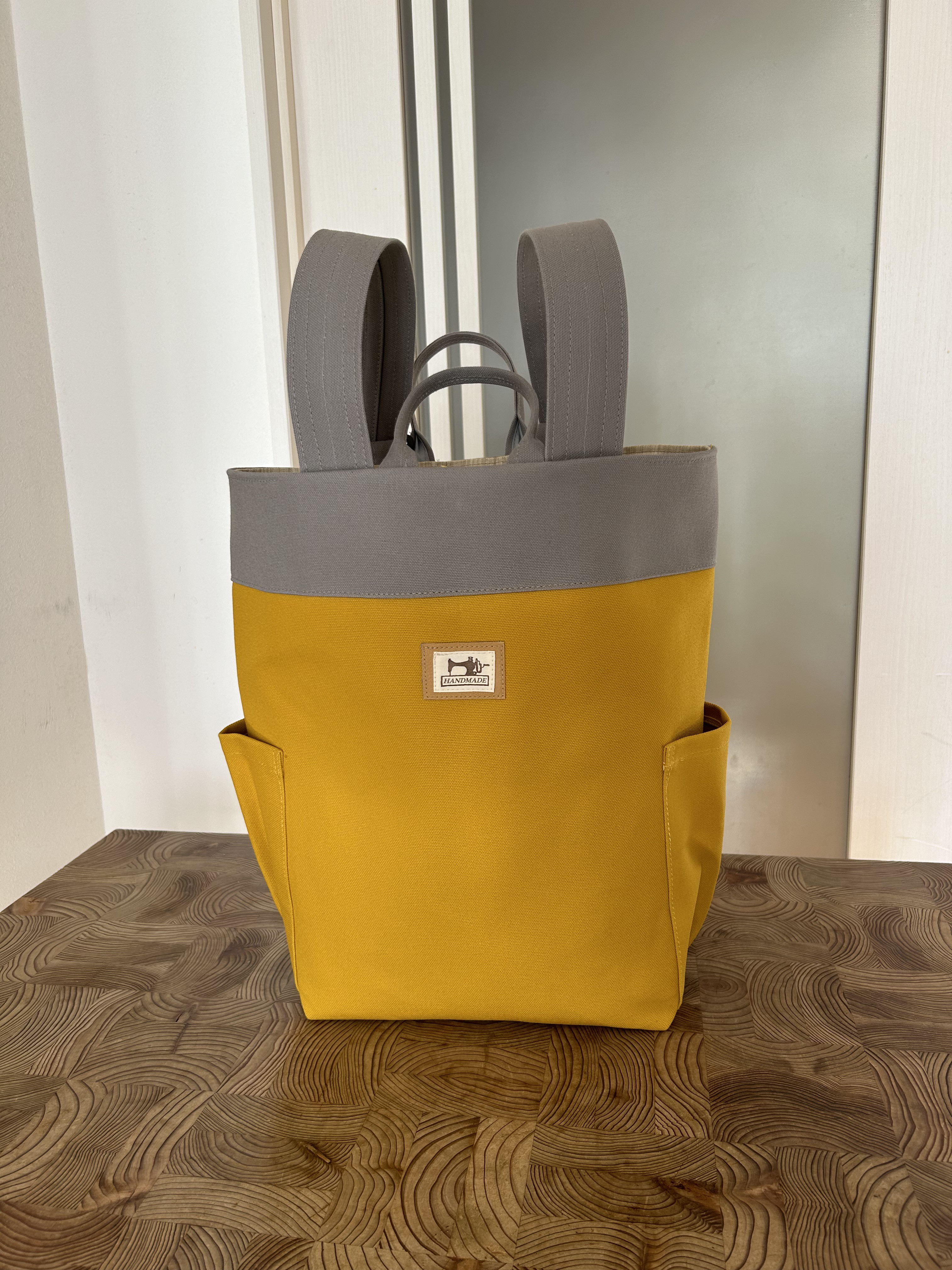 銀杏イエロー&グレーの２wayリュック、トート、ショルダー／富士金梅8号帆布