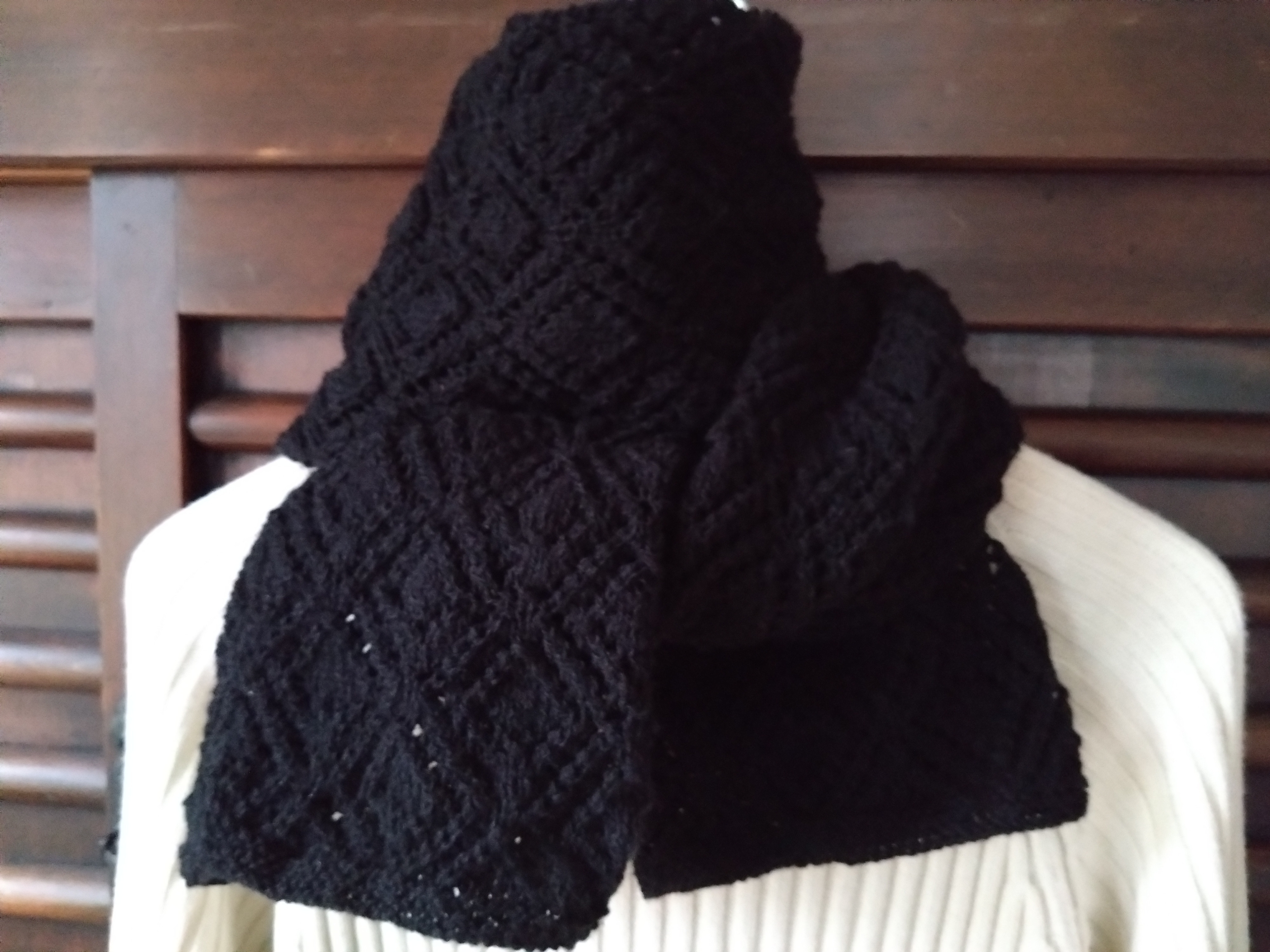 10%off＊ウール 透かし模様のマフラー