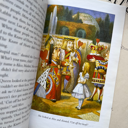 ✨不思議の国のアリス✨ジョン・テニエル✨アンティーク・プリント✨英国✨ 不思議の国のぬり絵ブック | ジョン・テニエル |本 | 通販 | Amazon