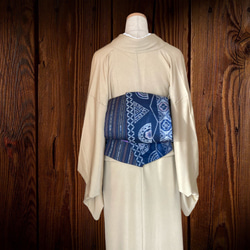 這是由永井紬和西陣織島製作的成人半寬腰帶。 第4張的照片