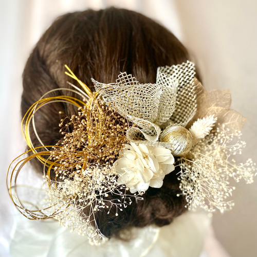 ハーフツイン 白と金のドライフラワー髪飾り 水引＆チュール付き