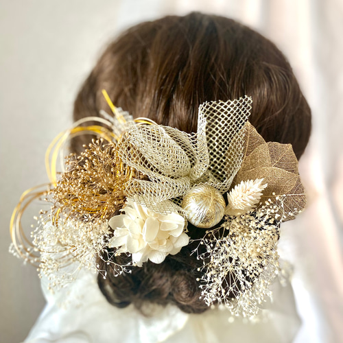 №185♡ドライフラワー髪飾り♡成人式♡卒業式♡結婚式♡紐アレンジ♡金箔ヘア №185♡ドライフラワー髪飾り♡成人式♡卒業式♡結婚式